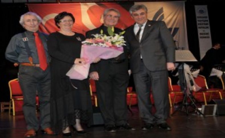 Güzelbahçe Çanakkale şehitlerini andı